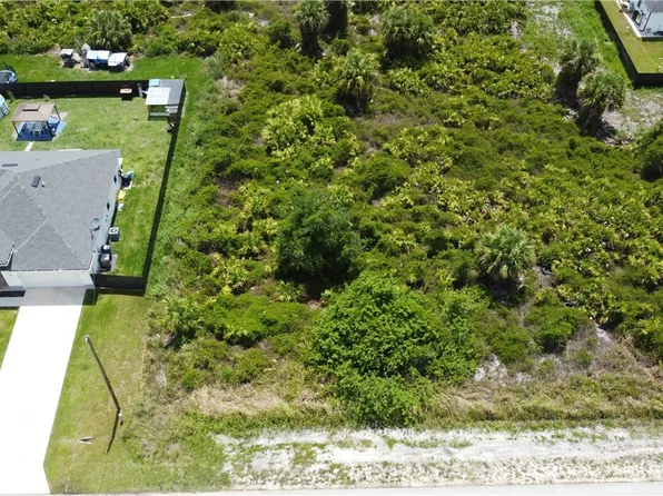 929 Norton Ave S, Lehigh Acres, FL 33974