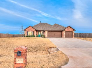 16300 Montague Dr, Edmond, OK 73013