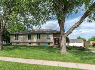 206 Schnoebelen St, Riverside, IA 52327