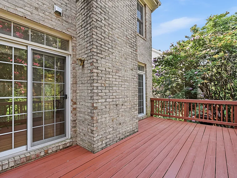 6030 Kelsey Ct — Photo 22