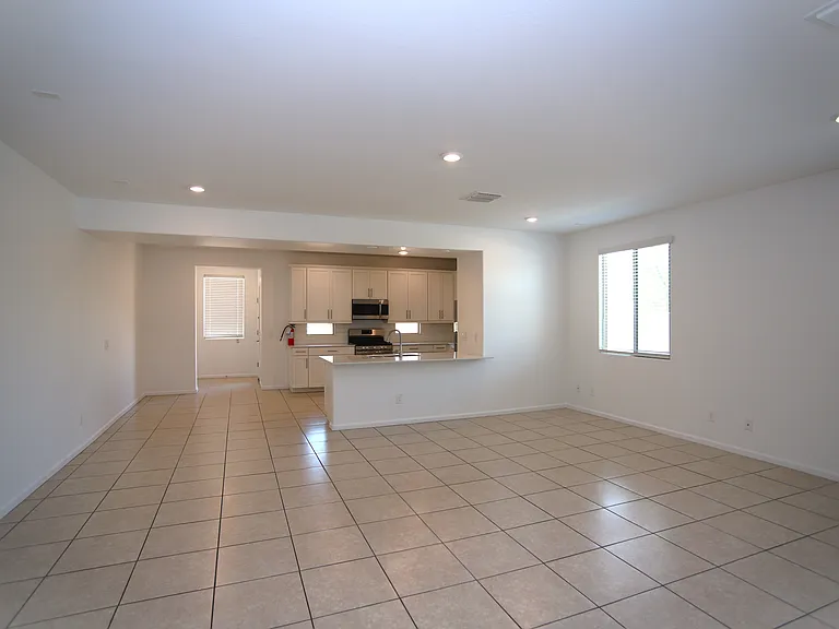 9210 W Willow Bend Ln — Photo 7