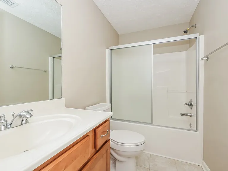 2737 Portside Ct — Photo 16