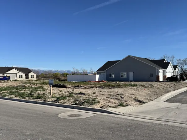 2745 W 2495 S #212, Syracuse, UT 84075