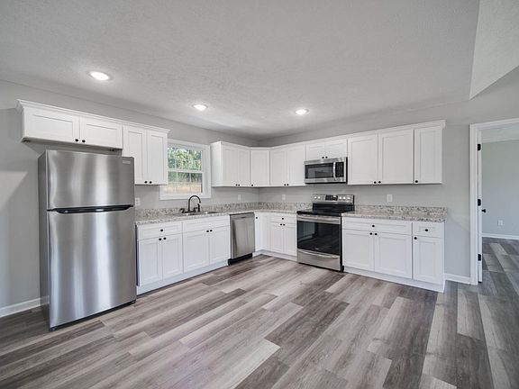 2nd image of 304 Lexie Dr