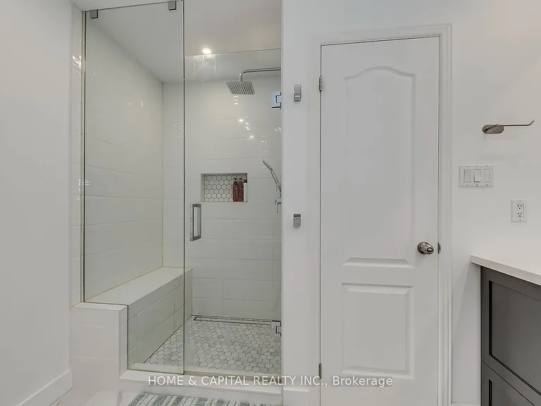 2287 Kingfisher Ct — Photo 31