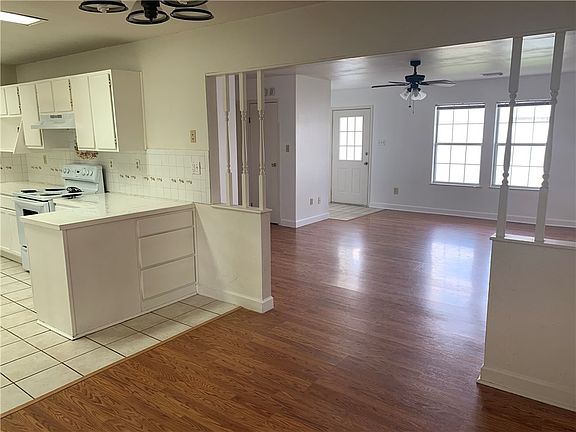 5th image of 2421 State Highway 71 W Unit A