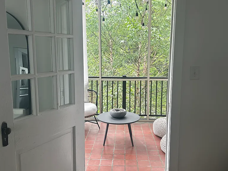 128 Peachtree Memorial Dr NW #4 — Photo 7