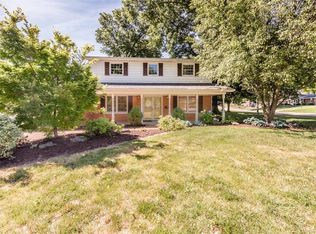 2300 Wendy Way Dr, Belleville, IL 62221