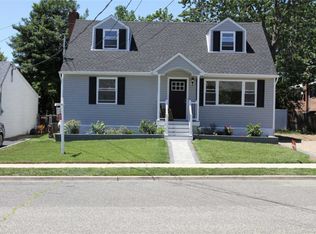 204 Belmont Ave, East Meadow, NY 11554