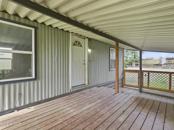 30120 N 1st St, Athol, ID 83801