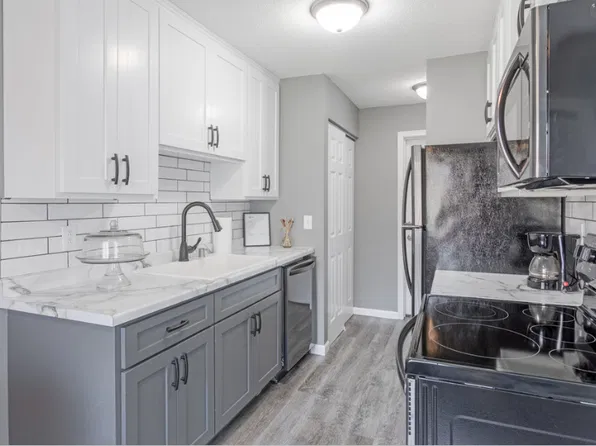 Pike Lake Apartments
