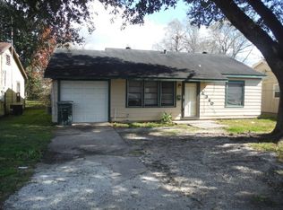 4340 Buffalo St, Beaumont, TX 77703