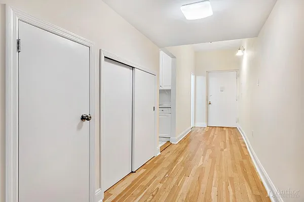 Rented by Anchor Associates | media 5