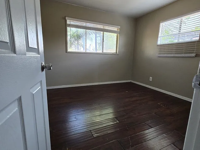2200 Dune Dr — Photo 8