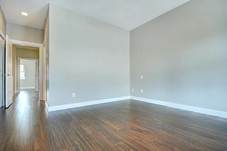 6558 Arbutus St — Photo 20