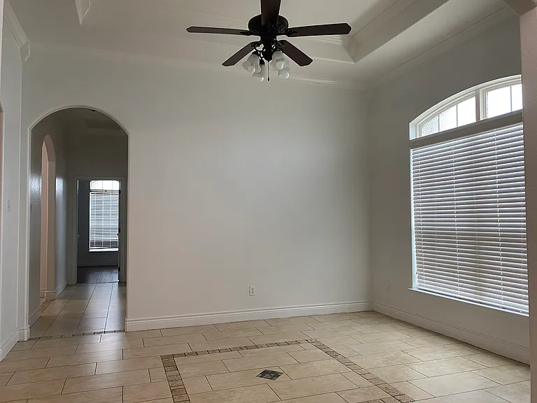 1192 Seaborn Rd — Photo 8