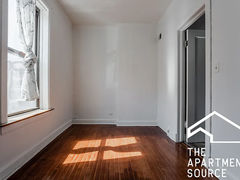 1001 N Richmond St #3S — Photo 5