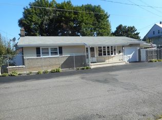 721 W 3rd St, Hazleton, PA 18201