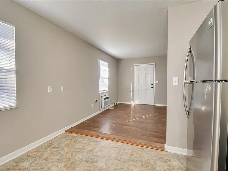 Cedar Pines — Photo 23