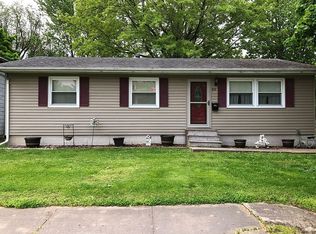 874 N Rile St, Bushnell, IL 61422