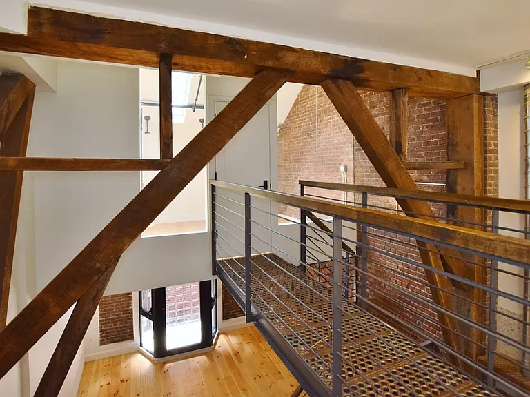 163 N 6th St #B14 — Photo 2