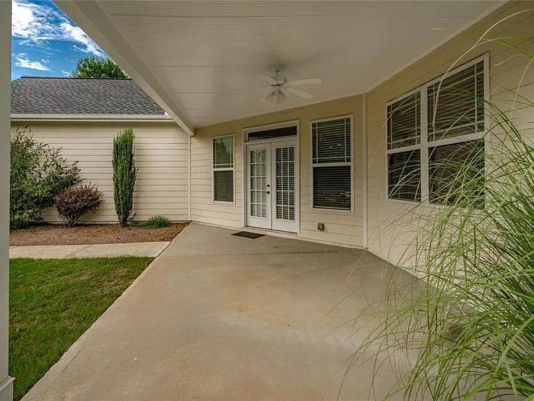210 Harmony Lake Dr — Photo 30