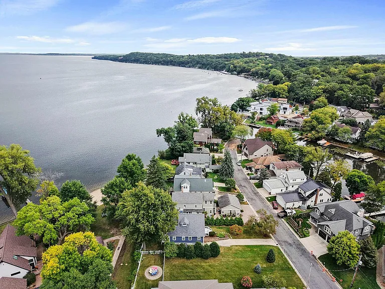 Harbor Ct — Photo 45