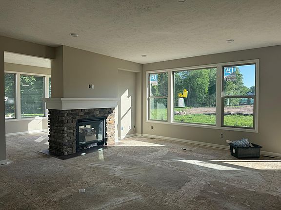 4th image of 3966 Autumn Acres Dr