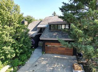 9602 S 71st Ave, Peace River, AB T8S1E3