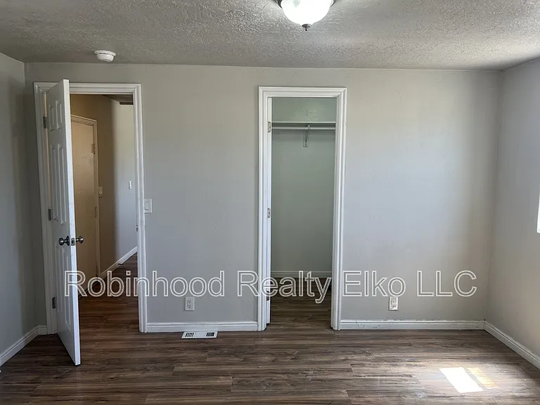 318 Marble Dr — Photo 17