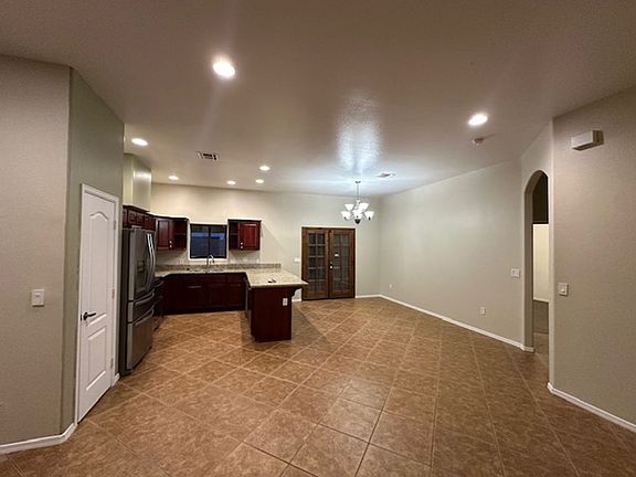 3rd image of 10124 E 36th Pl