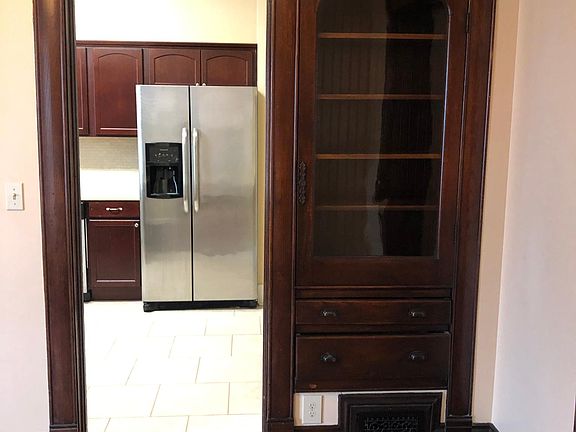 5th image of 1701 Park Ave #1