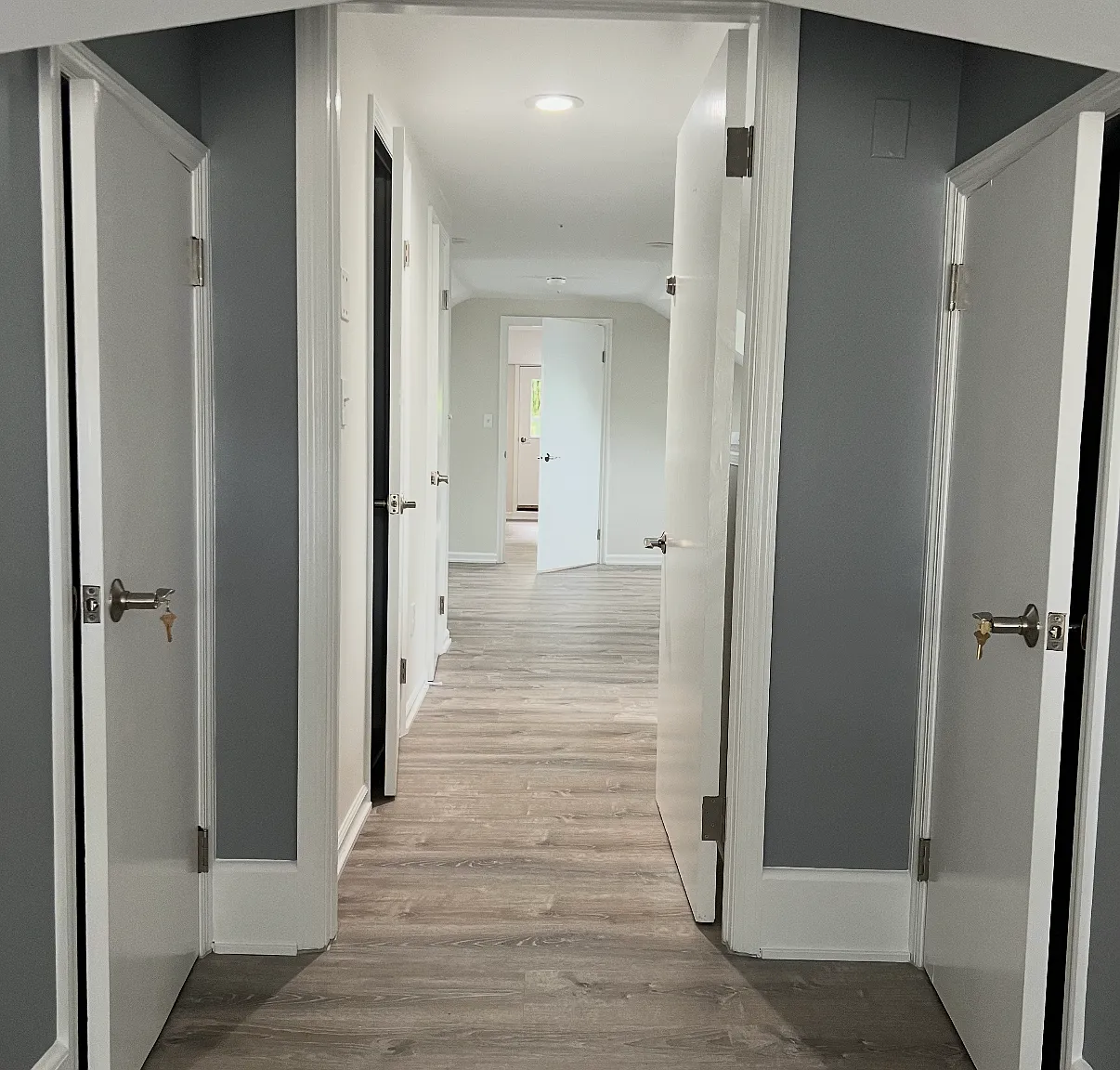 1 bed, $2,500 — Photo 1