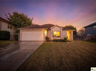 431 Whispering Hollow Dr, Kyle, TX 78640