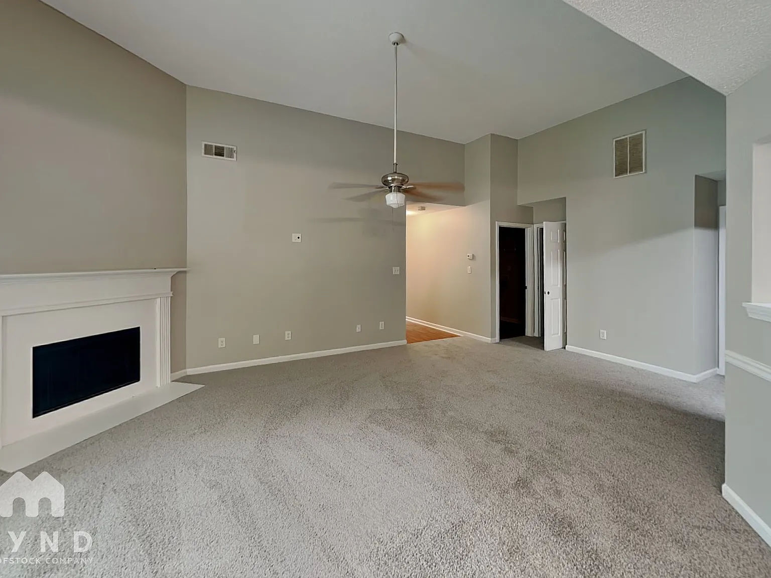 4 bed, 3.0 bath, 1802 sqft, $2,175 — Photo 4