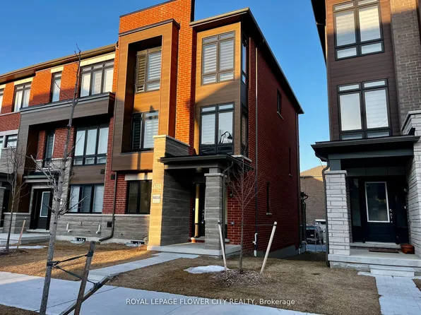 523 Danks Ridge Dr, Ajax, ON L1S 0H3