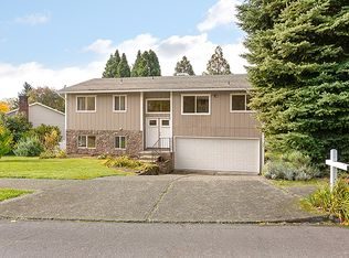 17 NW Hartley Ave, Gresham, OR 97030