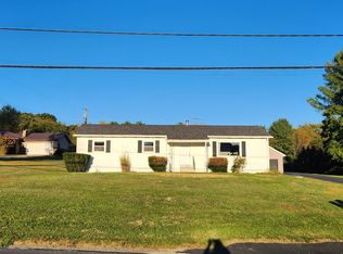 217 Concord Circle Rd, Beaver Falls, PA 15010