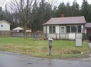 23748 Parkwood Dr, Columbia Station, OH 44028