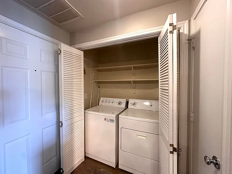 9525 N Capital Of Texas Hwy #232 — Photo 23