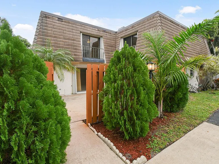 326 Jupiter Lakes Blvd — Photo 8
