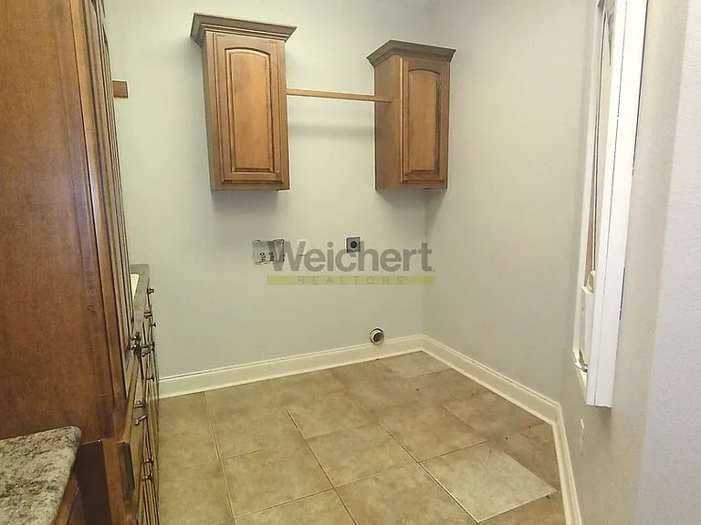 2 Abigail Cv — Photo 17