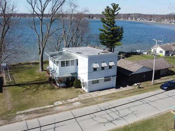 3379 S County Road 210, Knox, IN 46534