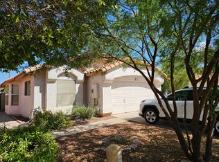 821 S Cancun Dr, Gilbert, AZ 85233