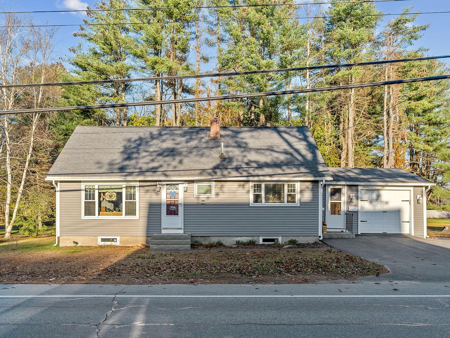32 Grove Street, Lewiston, ME 04240 MLS 1576732 Zillow