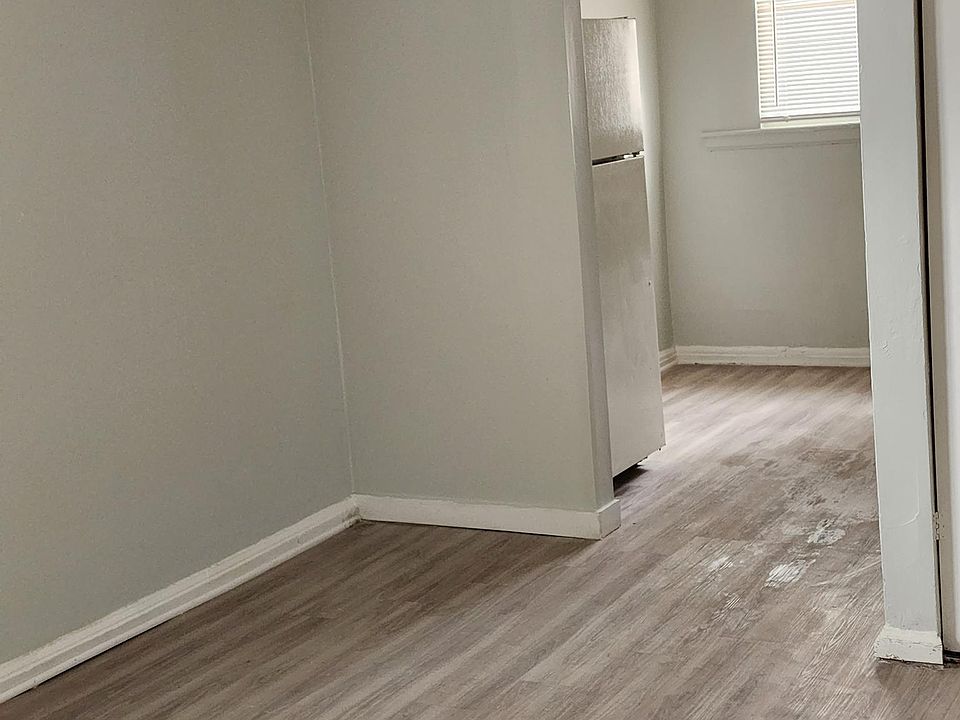 2815 Parallel Pkwy Kansas City, KS Zillow