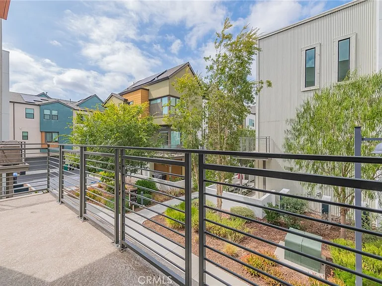 142 Sawbuck — Photo 20