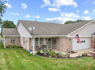 634 Cresthaven Dr, Indianapolis, IN 46217