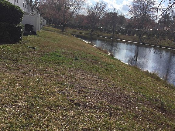 3rd image of 831 S Black Cherry Dr Floor 831