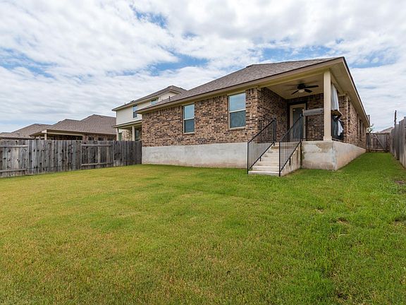 2nd image of 113 Pecanwood Ct